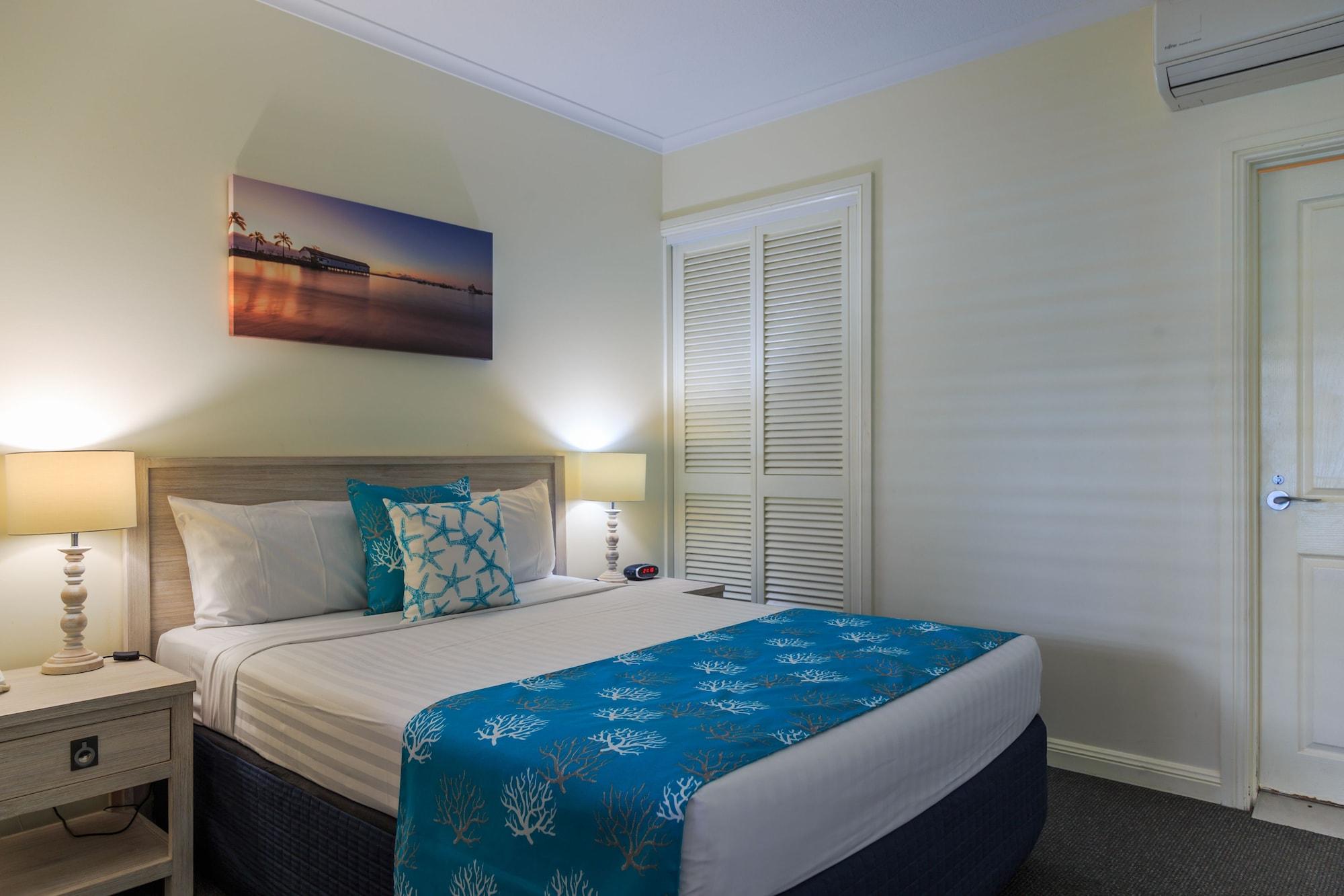 Macrossan House Boutique Holiday Apartments Port Douglas Eksteriør bilde
