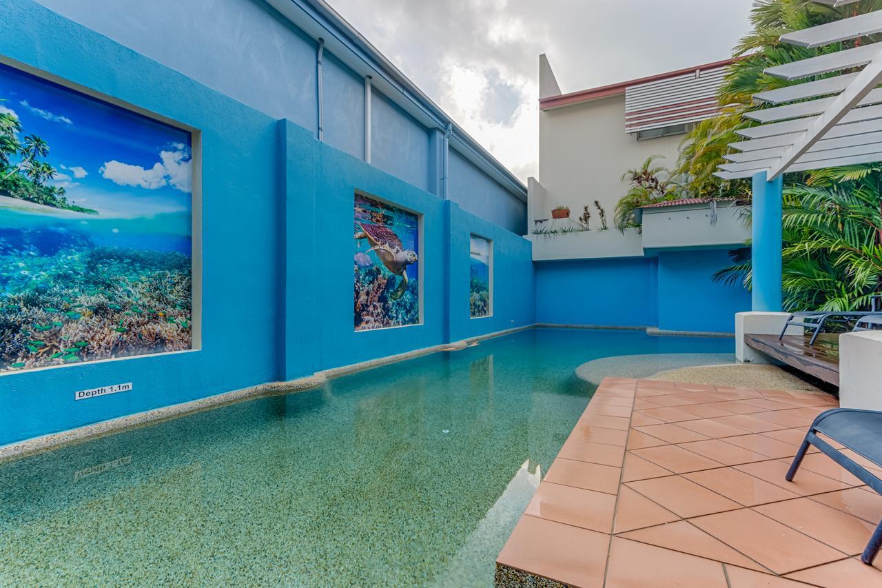 Macrossan House Boutique Holiday Apartments Port Douglas Eksteriør bilde