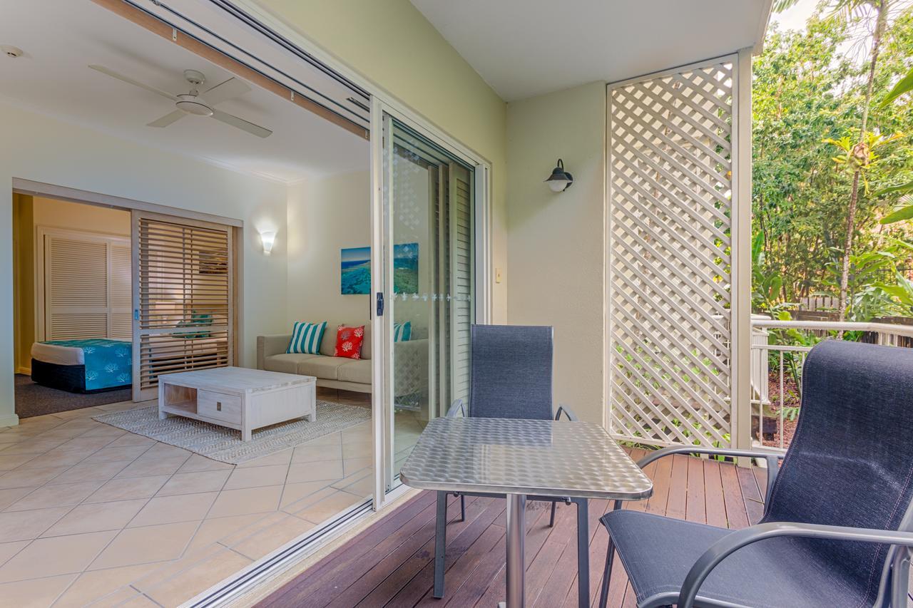 Macrossan House Boutique Holiday Apartments Port Douglas Eksteriør bilde