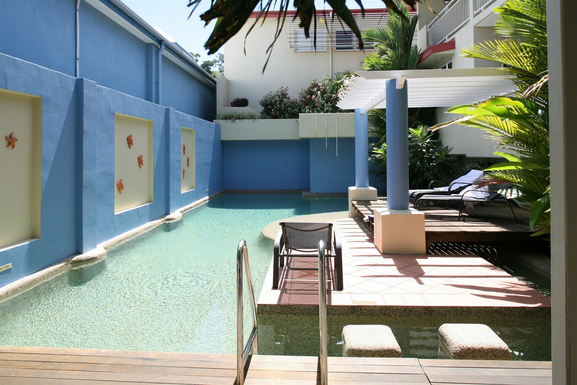 Macrossan House Boutique Holiday Apartments Port Douglas Eksteriør bilde
