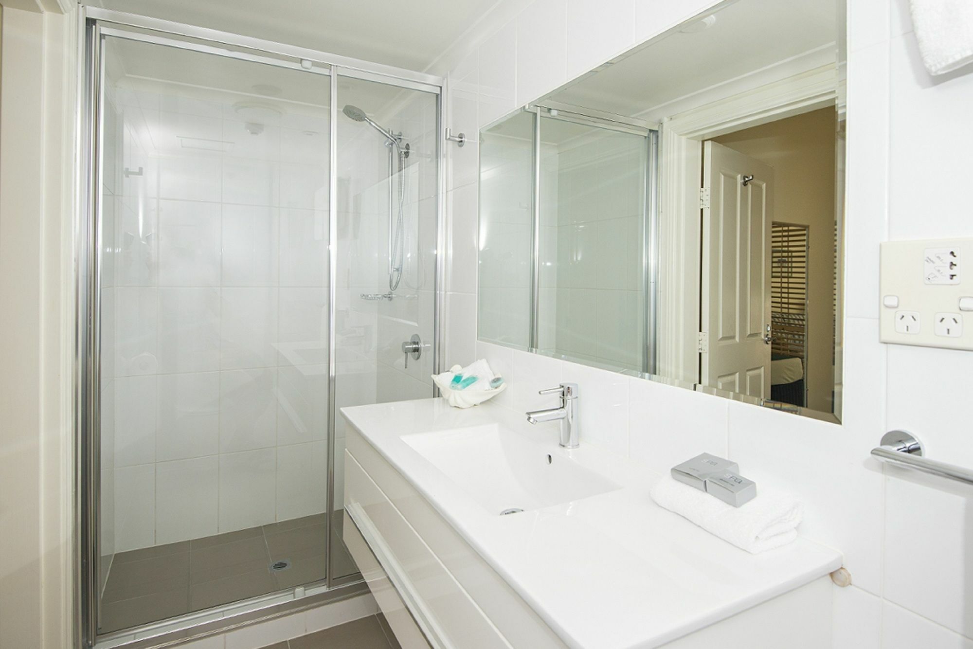 Macrossan House Boutique Holiday Apartments Port Douglas Eksteriør bilde