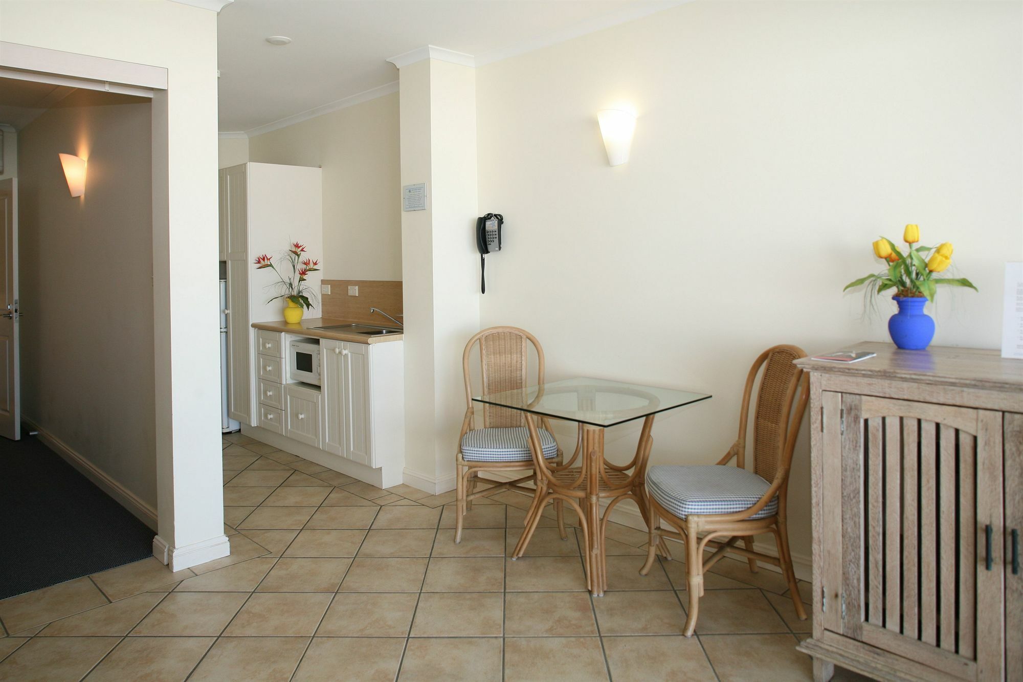 Macrossan House Boutique Holiday Apartments Port Douglas Eksteriør bilde